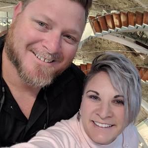 Meet your Posher, Dana